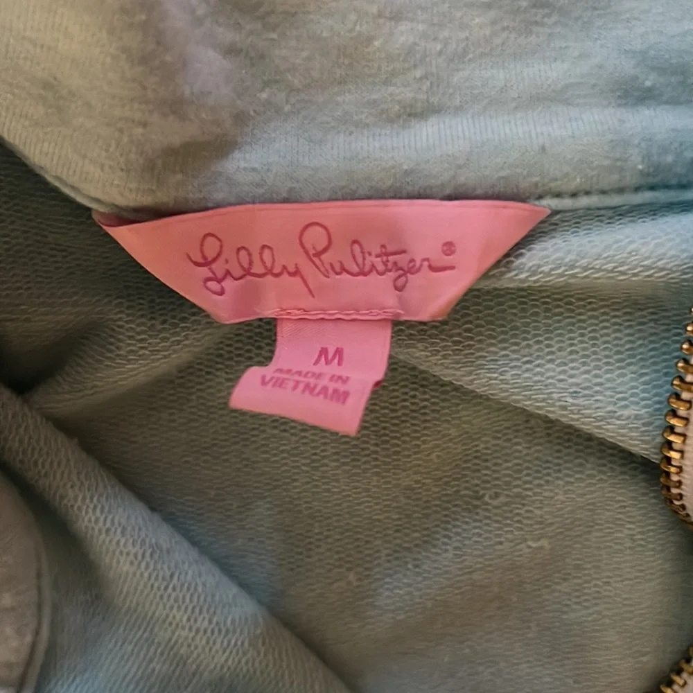 Lilly Pulitzer Aqua blue Skipper Popover with lace detail on sleeves - Picture 4 of 5
